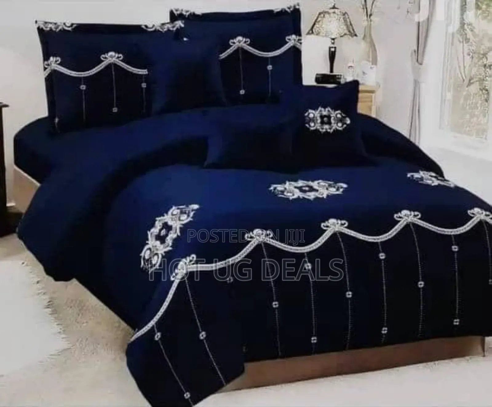 4pc 6x6 Comforter Duvet Set  (1bedsheet, 2pillowcases,1duvet)