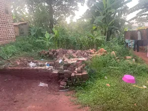Very Hot Plot On Quicksale In Nsangi Maya Town Near Tarmac Rd