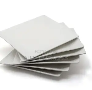 6 Pieces of Square Checked Plates -White
