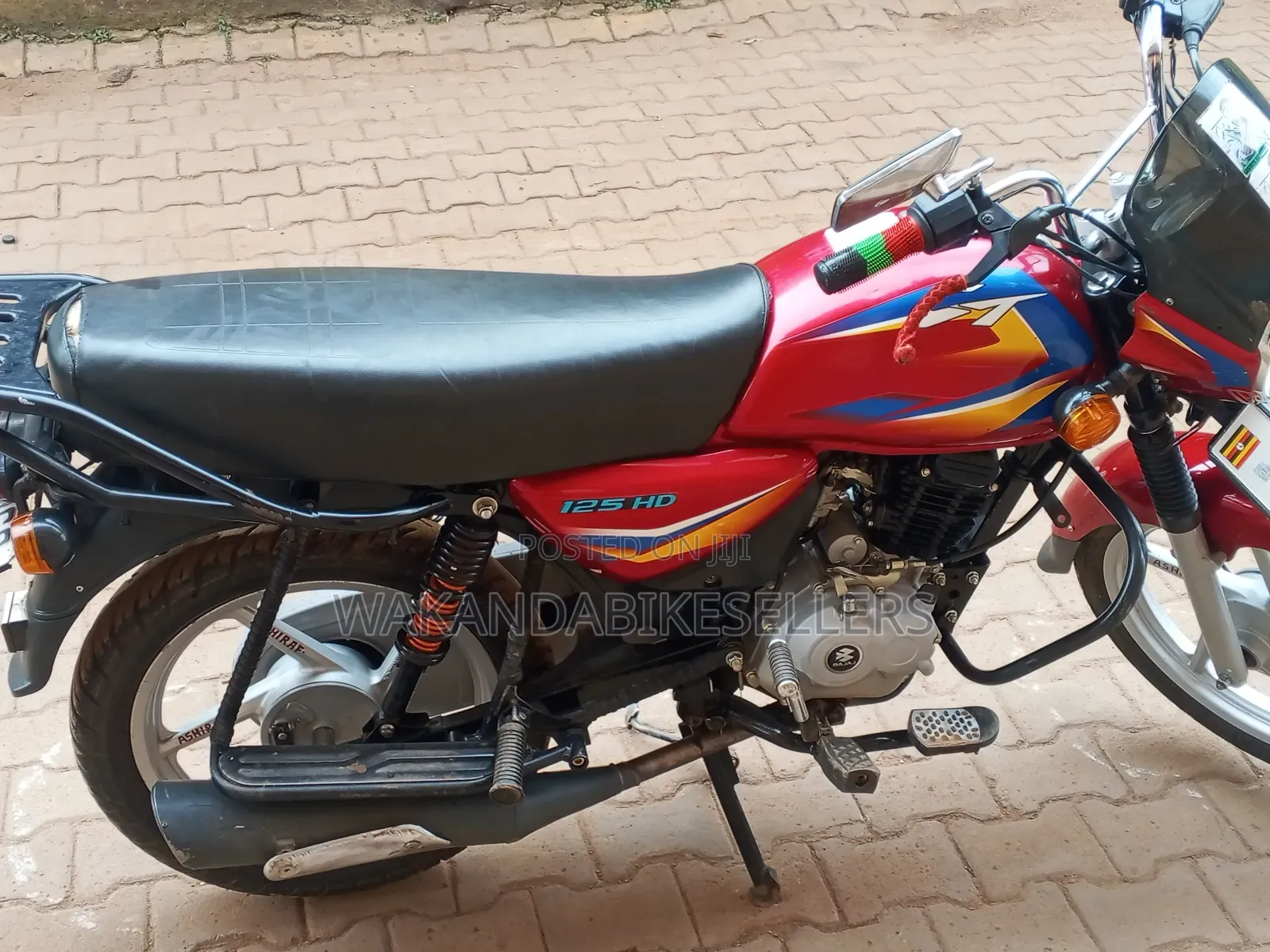 Bajaj Boxer 125 2024 Red