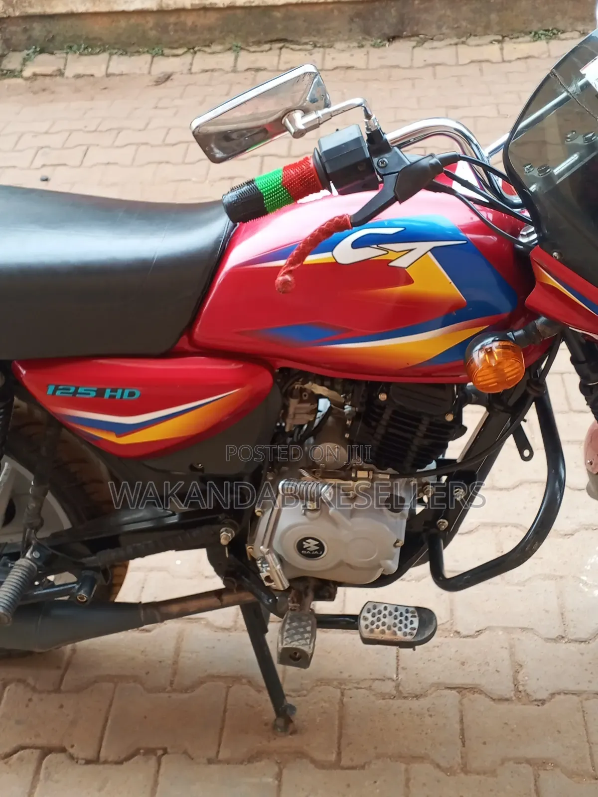 Bajaj Boxer 125 2024 Red