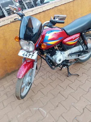 Bajaj Boxer 100 2023 Red