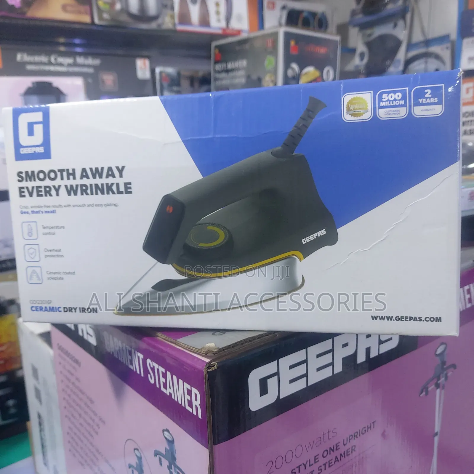 Geepas Ceramic Dry Iron Gd123016p