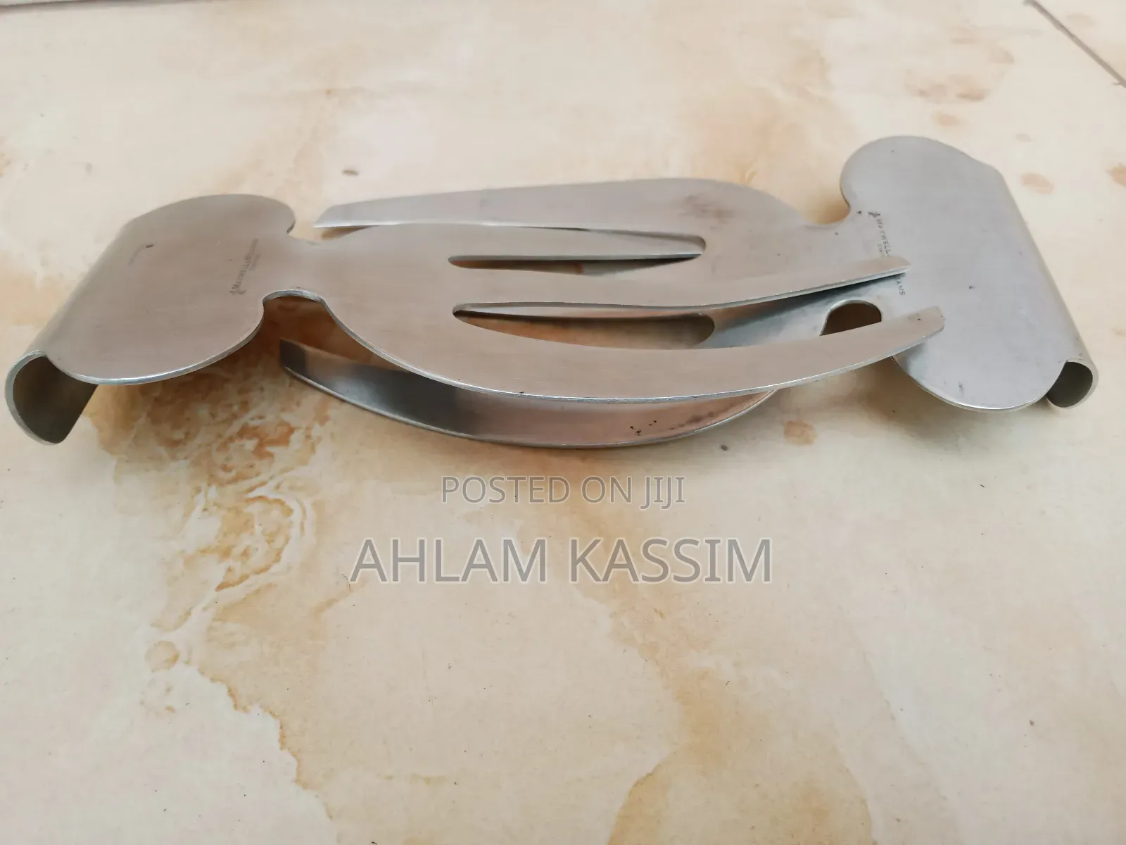Original Pair Of Maxwell Williams Stainless Steel Salad Hands Folks