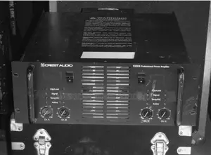 Heavy Duty Crest Audio 10004 Power Amplifier 4-Channels for Heavy Bass
