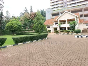 5bdrm Duplex in Fs Properties Ltd, Central Division for rent
