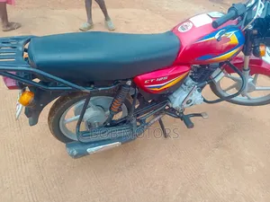 Bajaj CT 125X 2025 Red