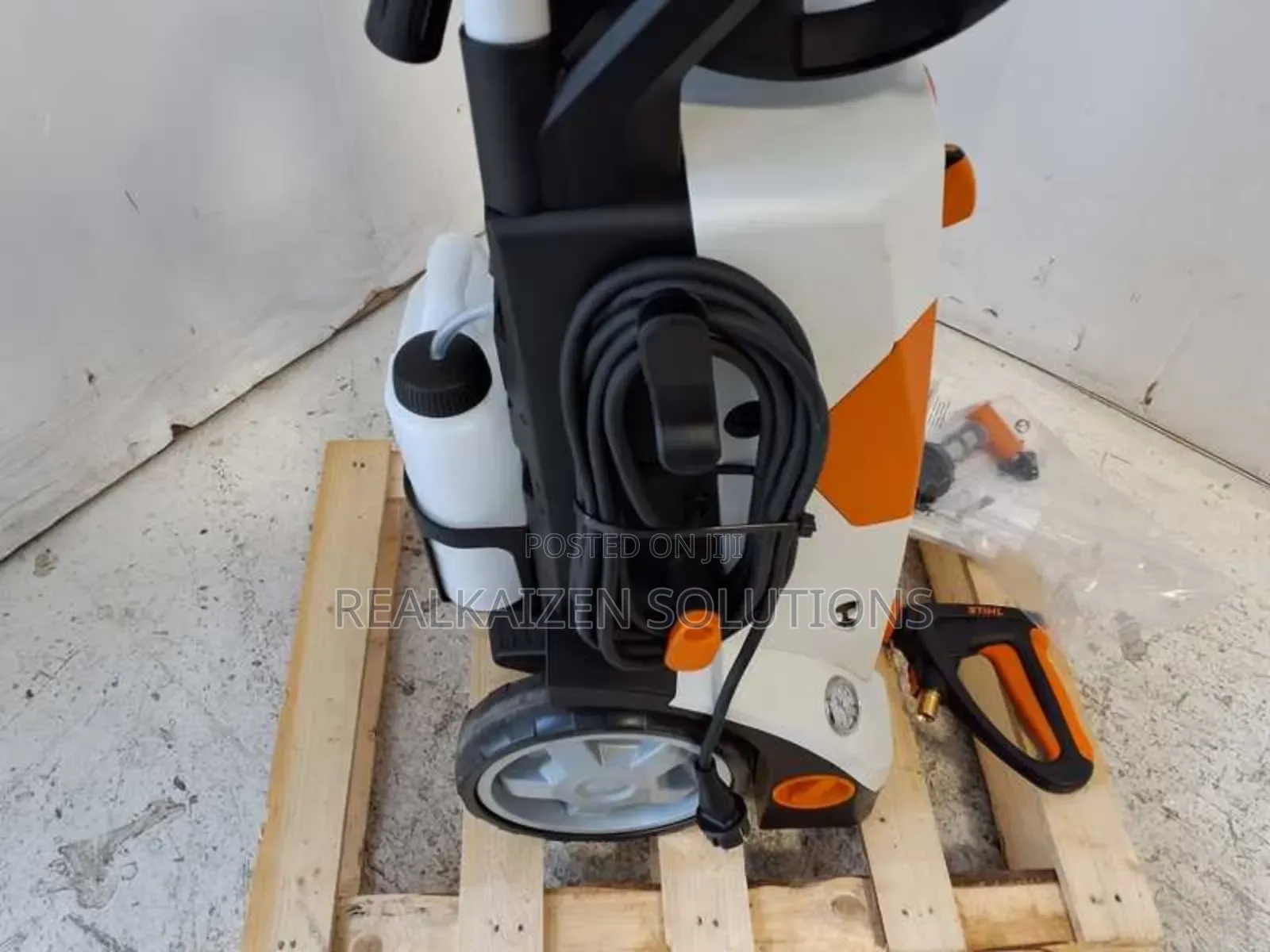 German Stihl Heavy-Duty 200 Bar
