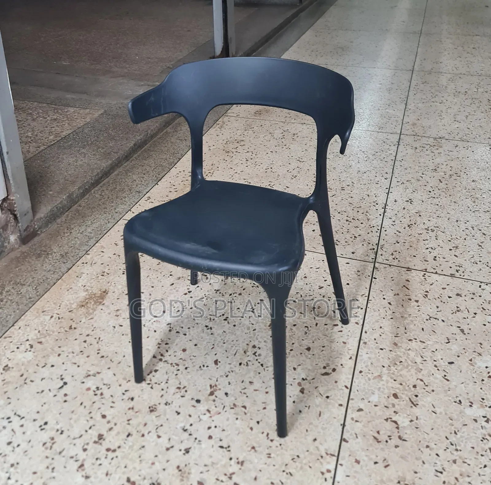 Saddle Plastic Chairs Plastic Chairs for Dining Beach and Bar