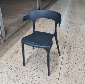 Saddle Plastic Chairs Plastic Chairs for Dining Beach and Bar
