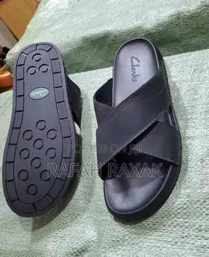 Men’S Black Clarks Cross Leather Sandals