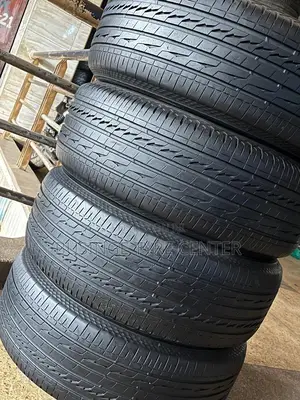 265/65r17 Bridgestone Japan Tires Good Condition