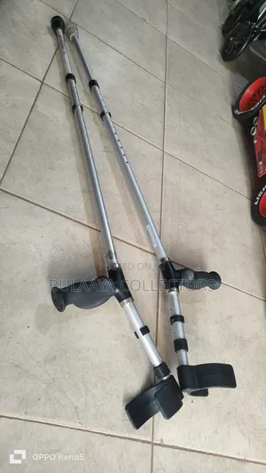 Uk Used Pair of Adjustable Forearm Crutches