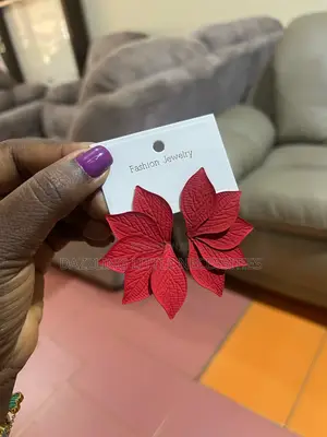 Leafy Earrings for Ladies - Red