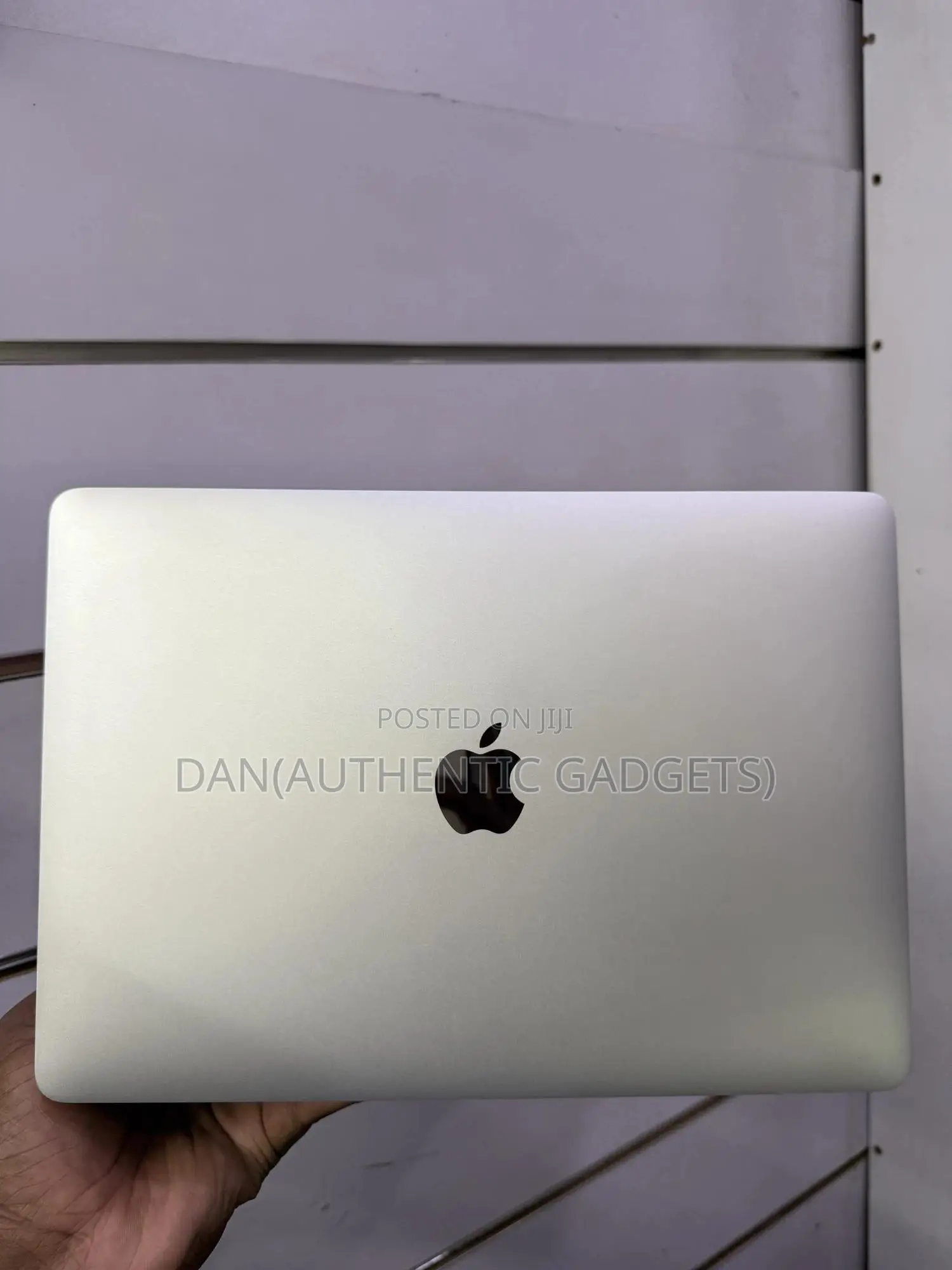 Laptop Apple MacBook Pro 2017 8GB Intel Core I5 SSD 256GB