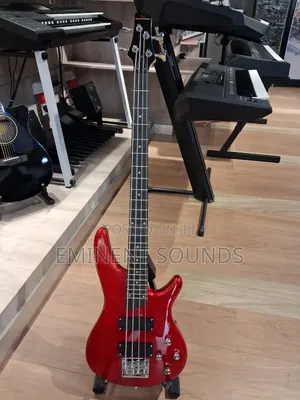 Explorer 4 String Bass Guitar L-B3-4s