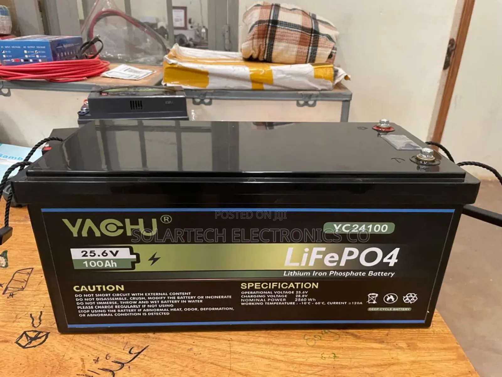 Yachu 25.6v 100ah Solar Energy Storage Battery
