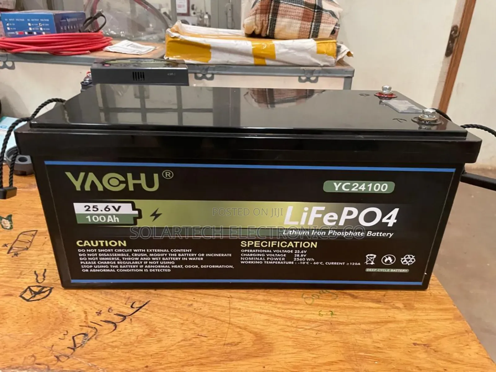 Yachu 25.6v 100ah Lithium Battery for Hybrid Systems
