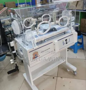 Neonatal Incubator