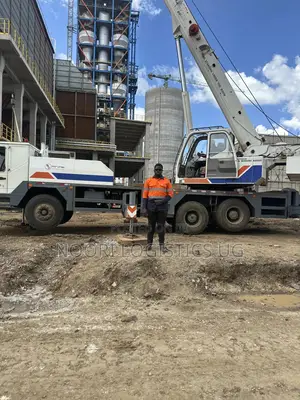 20 T Crane For Hire