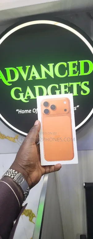New Apple iPhone 17 Pro Max 256 GB Orange