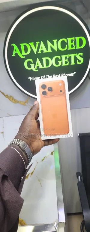 New Apple iPhone 17 Pro Max 256 GB Orange