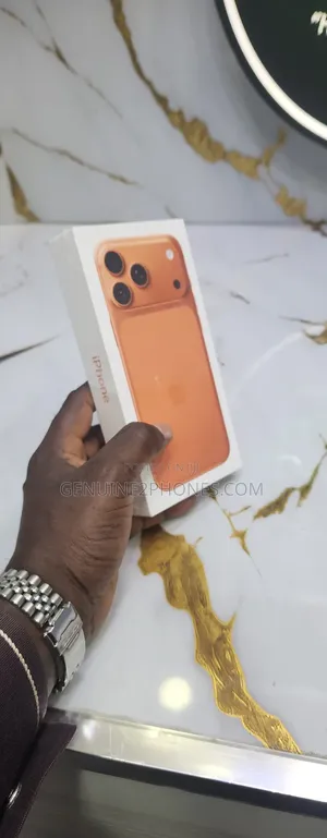 New Apple iPhone 17 Pro Max 256 GB Orange