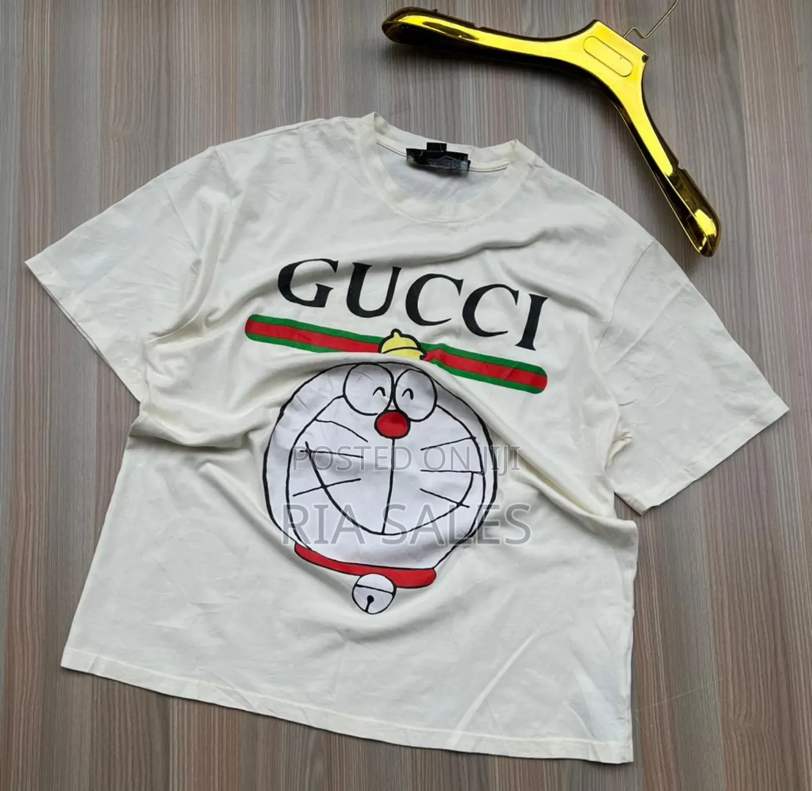 Second Hand Shirts Available in All Sizes and Colours
