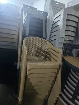 Moderate Plastic Chairs Plastic Chairs