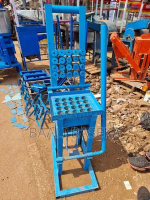 Commercial Grade/ Briquettes Machine/20 Briquettes