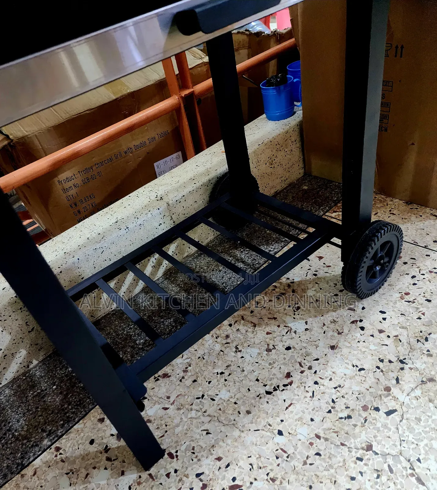 Charcoal Grill With Cover