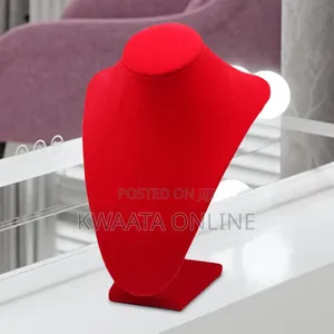 Fashion Necklace Display Bust Rack Shelf Pendant Decoration Model