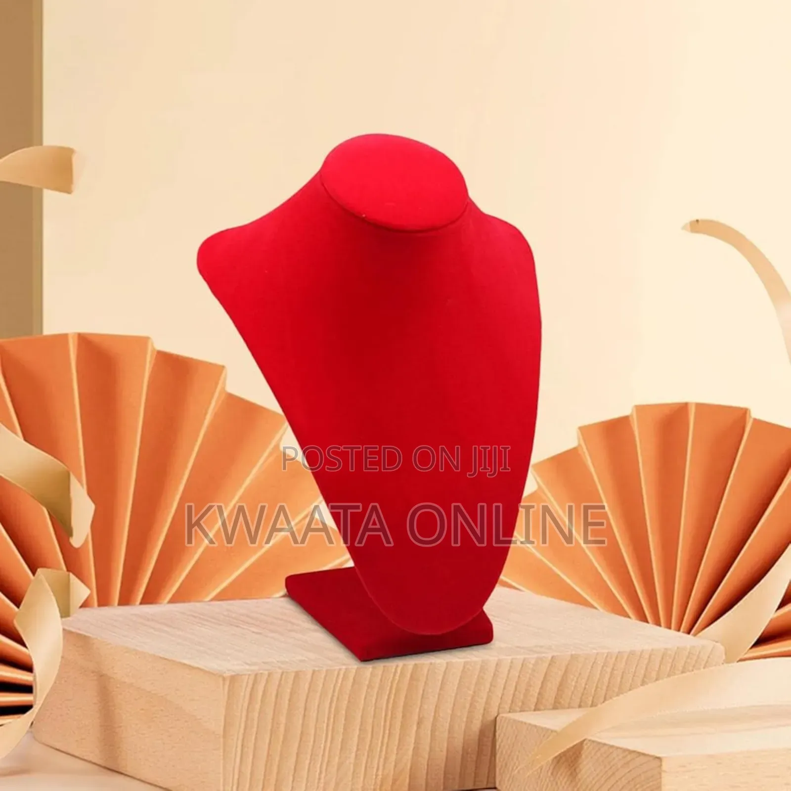 Fashion Necklace Display Bust Rack Shelf Pendant Decoration Model