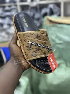 Men’S Classic Louis Vuitton Push In Slide Sandals
