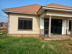Furnished 3bdrm House in Kira for sale