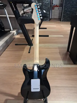 Explorer Electric Guitar Lg2