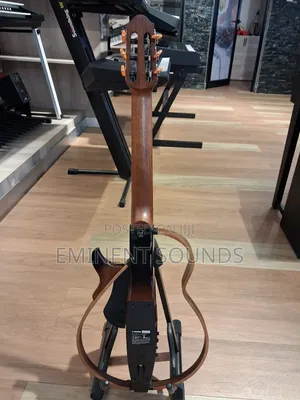 Yamaha Silent Guitar Slg200n