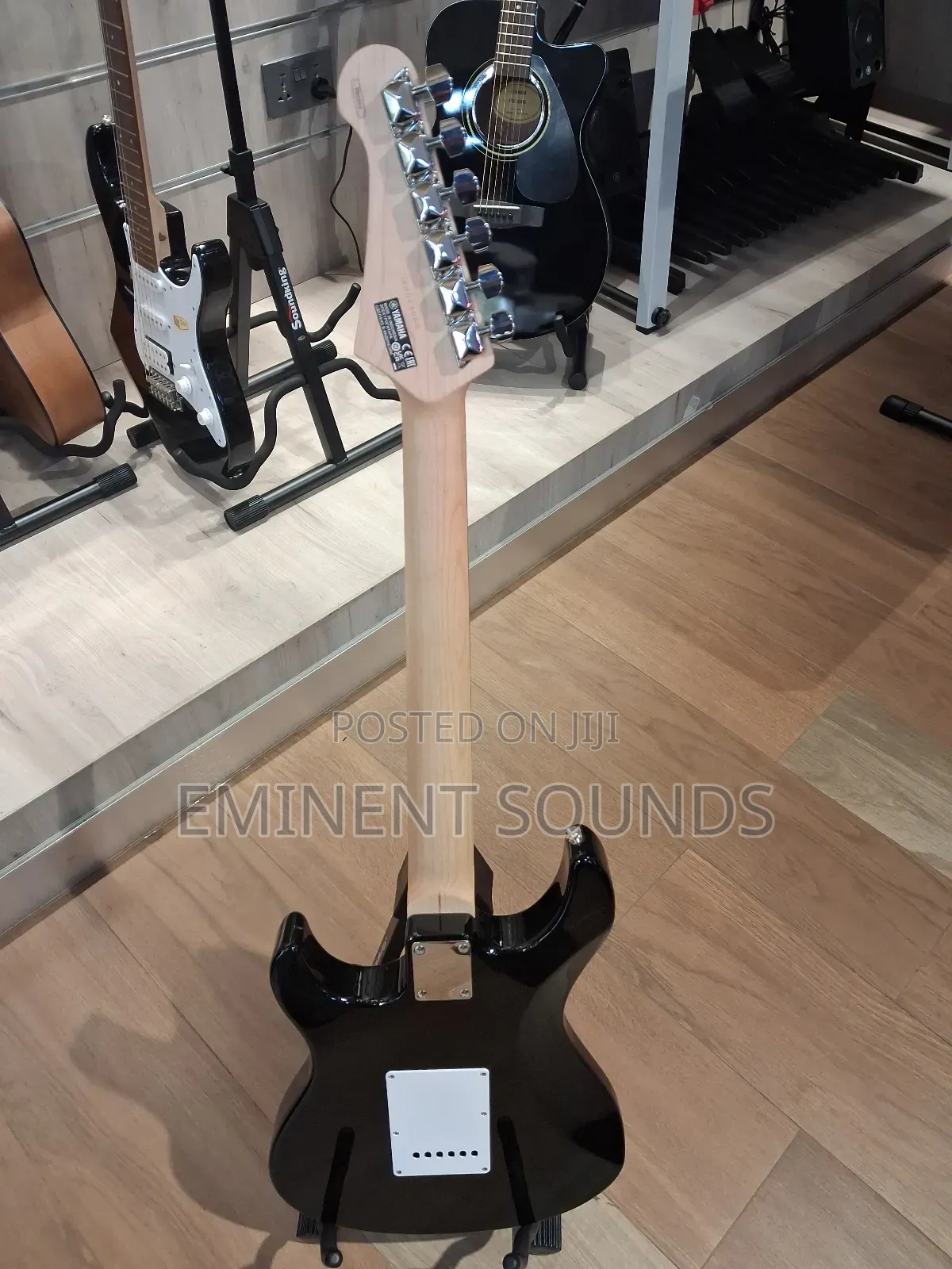 Yamaha Pacifica Electric Guitar Pac 012