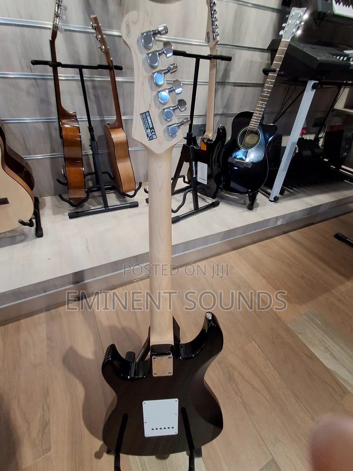 Yamaha Electric Guitar Pac 112j