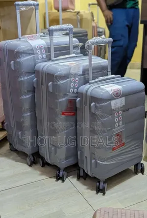 3 Piece Of Rubber Luggage Trolley Suitcase Set With Spinner Wheels