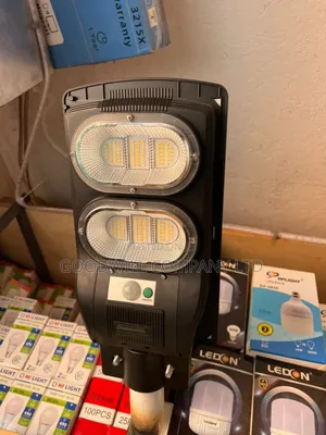 100w Outdoor Solar Street Light