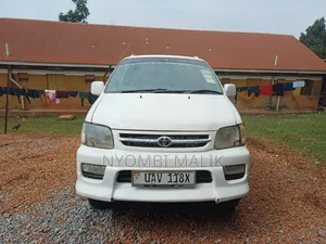 Toyota Noah 2003 White