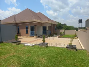 Furnished 4bdrm House in Kira for sale