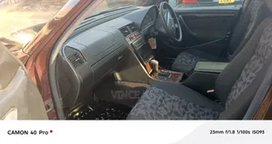 Mercedes-Benz C200 1998 Maroon