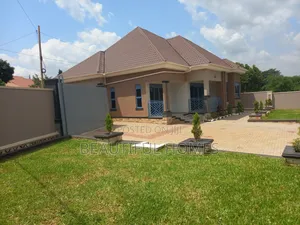 Furnished 4bdrm Bungalow in Kira for sale