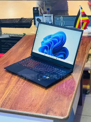 New Laptop HP Omen 17 16GB Intel Core I7 SSD 1T