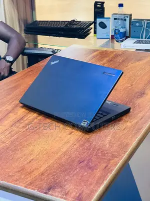 New Laptop Lenovo ThinkPad X240 8GB Intel Core I7 SSD 256GB