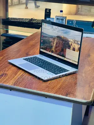 New Laptop HP EliteBook 840 G5 8GB Intel Core I5 SSD 256GB
