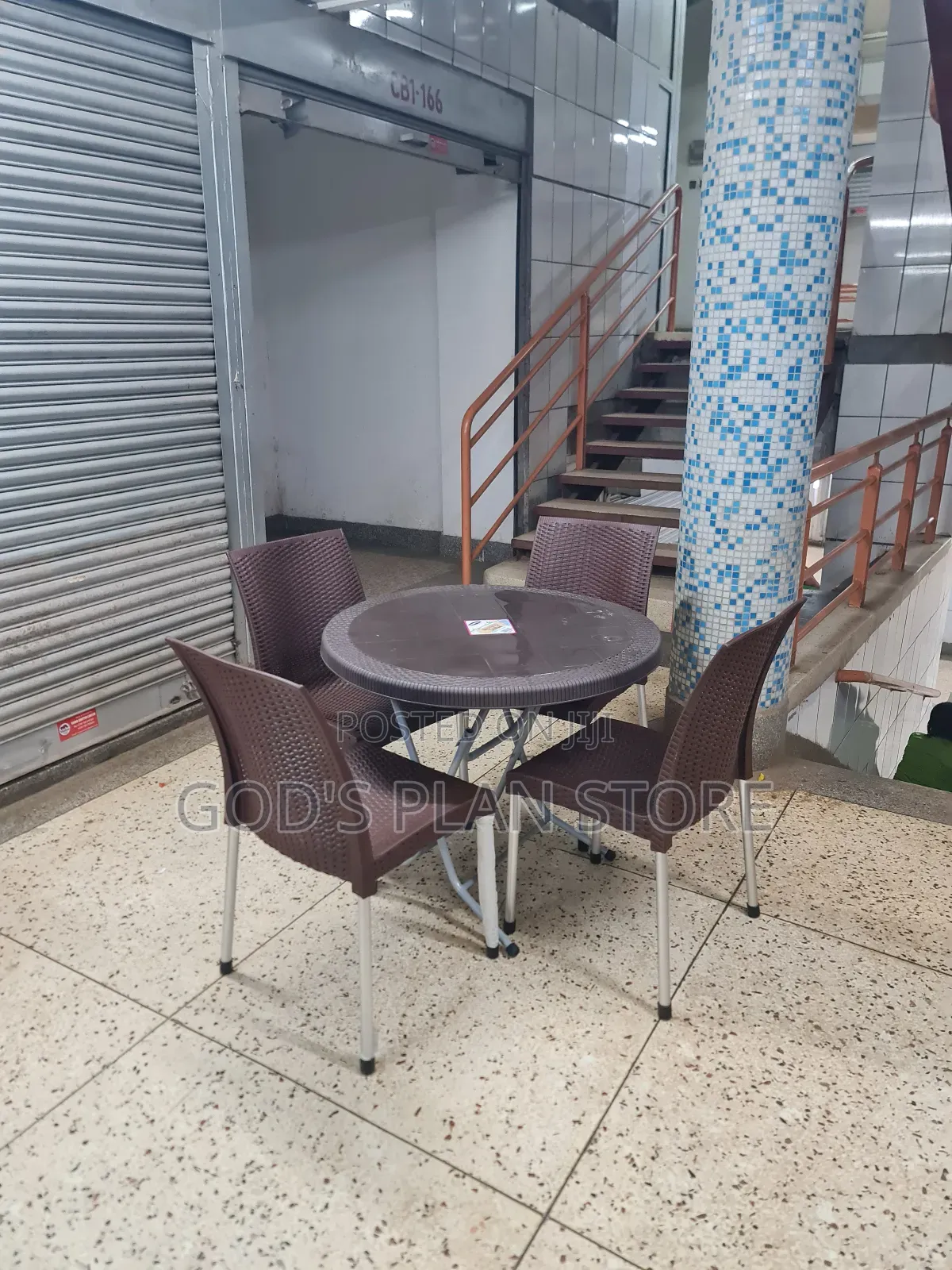 Vanity Plastic Table and Chairs Plastic Table and Chairs
