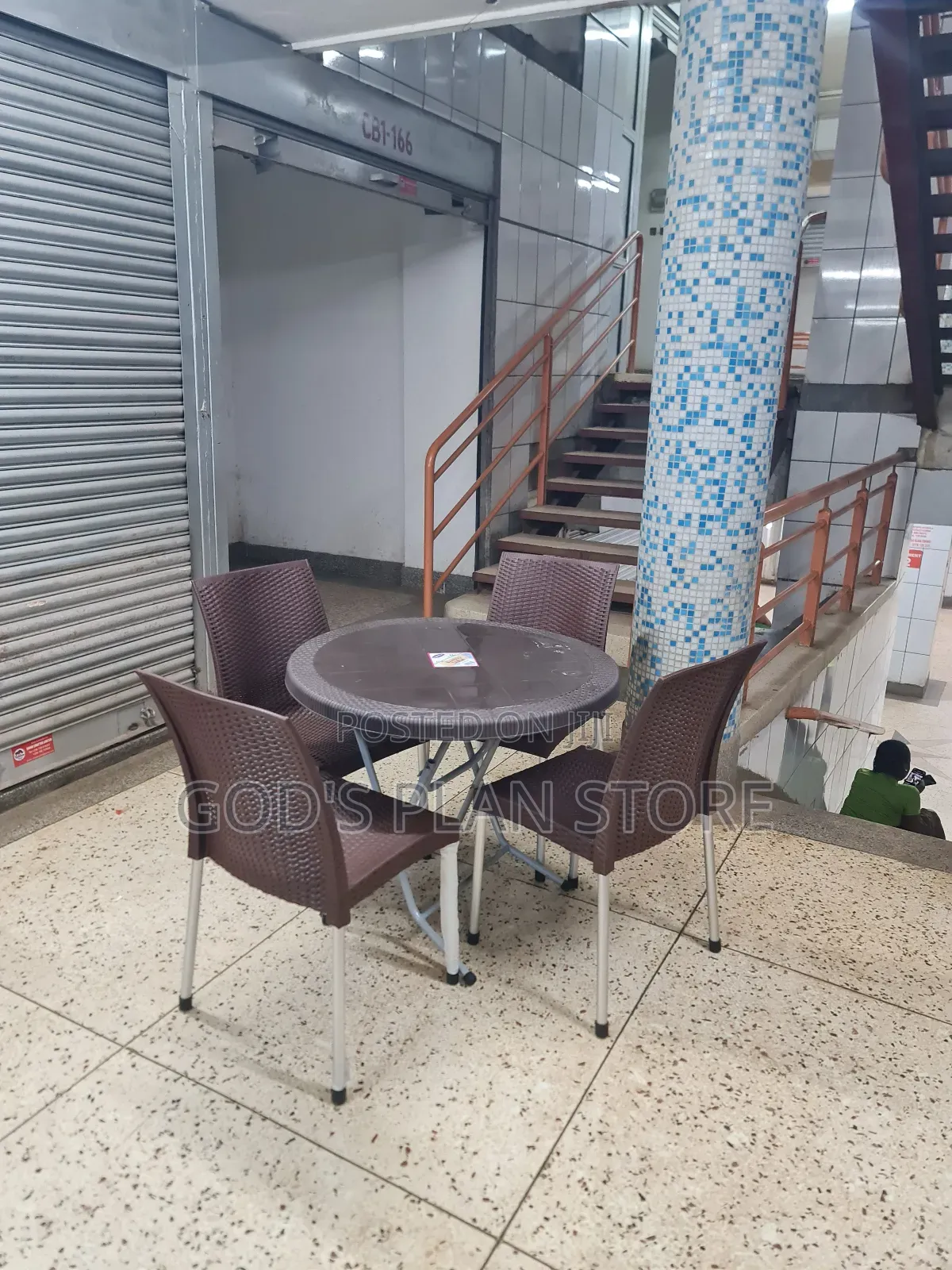 Vanity Plastic Table and Chairs Plastic Table and Chairs